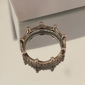 Pandora Ring